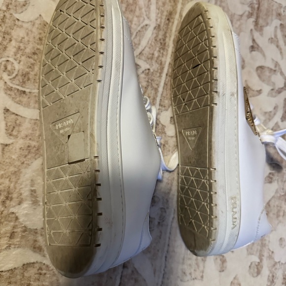 Prada shoes size 38.5 - Picture 3 of 9